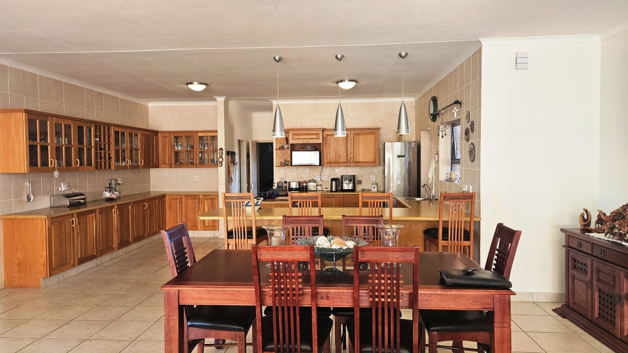 3 Bedroom Property for Sale in Stilbaai Wes Western Cape